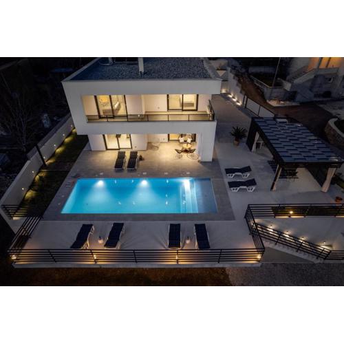 Villa Mirage