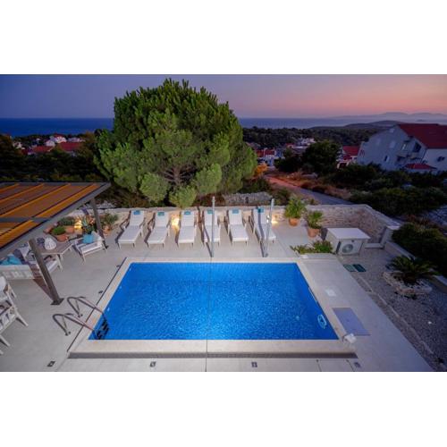 Villa Moderna Family Friendly