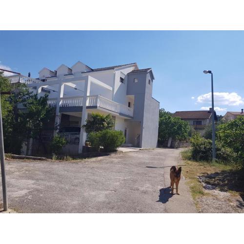 Villa Mona Lisa-Etage 3 150m2