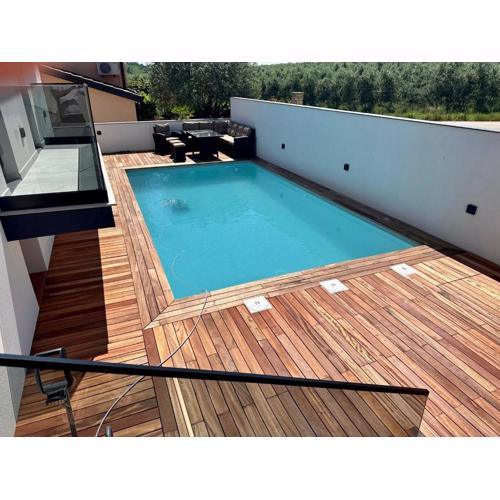 Villa Monte R+Luxury