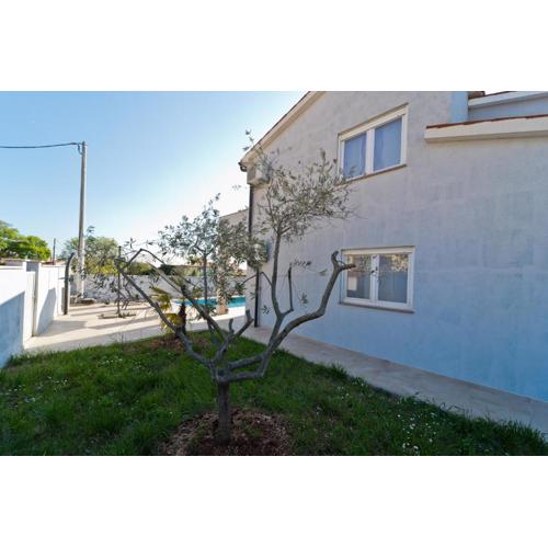 Villa Nal with private pool near Pula