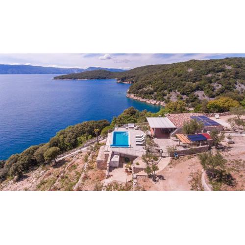 Villa Natura - infinity pool, magical nature and view, complete privacy - by Traveler tourist agency ID 2136