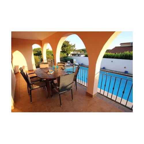 Villa Neela