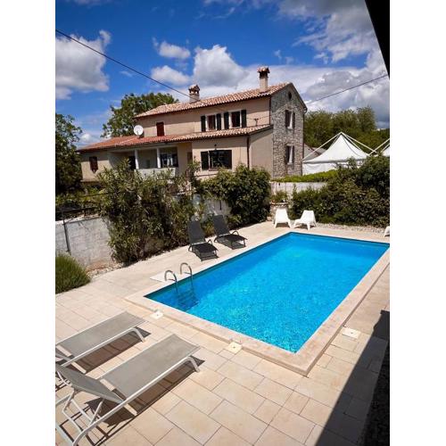 Villa Netto with private Pool and Jacuzzi
