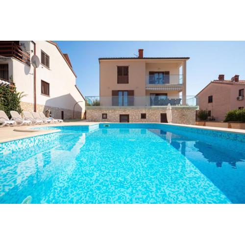 Villa Nicole Für 10 Personen In Banjole