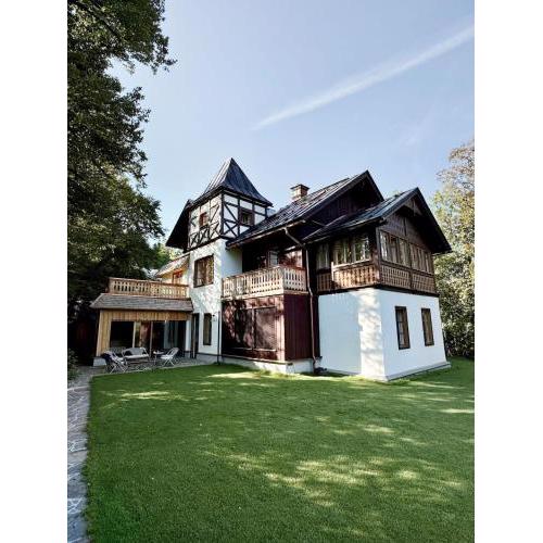 Villa Nicoletta - Luxus am See