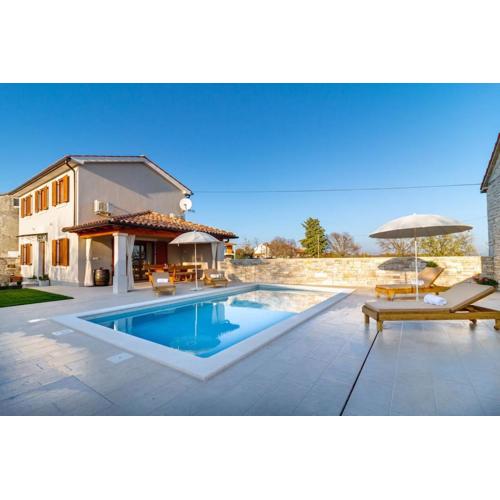 Villa NIMA - Holiday house with private pool