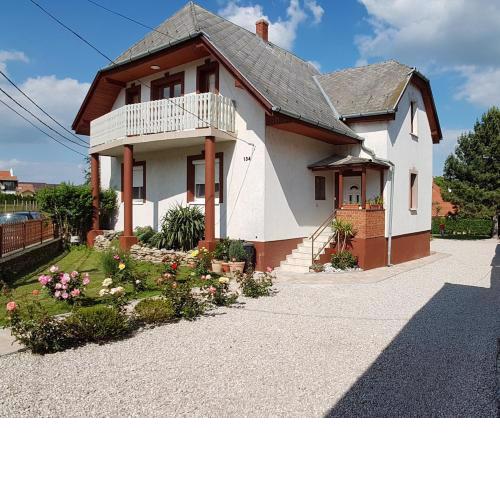 Villa Nora