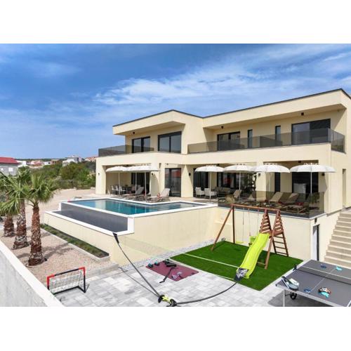 Villa Novue with pool
