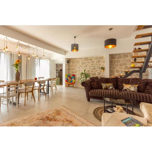 Villa O\