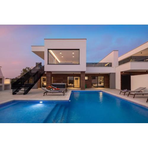 Villa Old Olive III by Vivi Rent