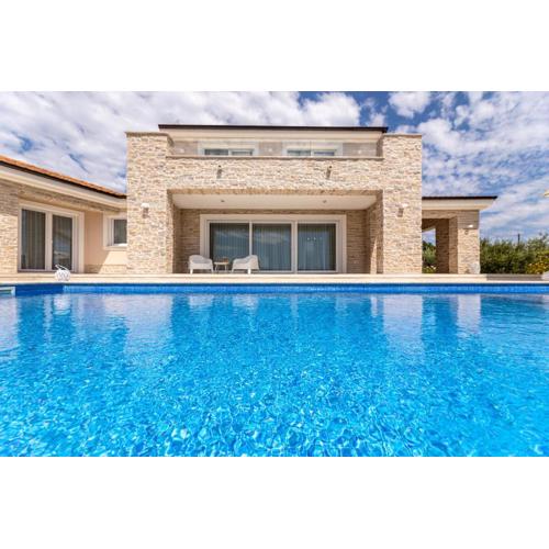 Villa Olive Garden