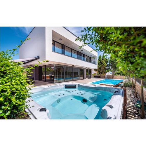 Villa Omega