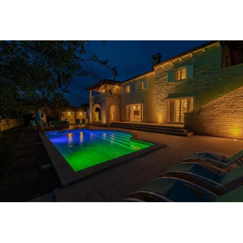 Villa Ortensia mit beheiztem Pool by IstriaLux