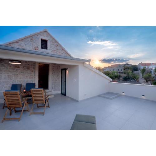 Villa Panoramic Retreat