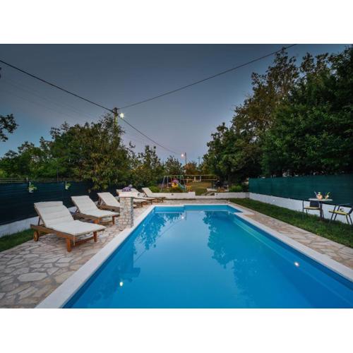 Villa Paradise