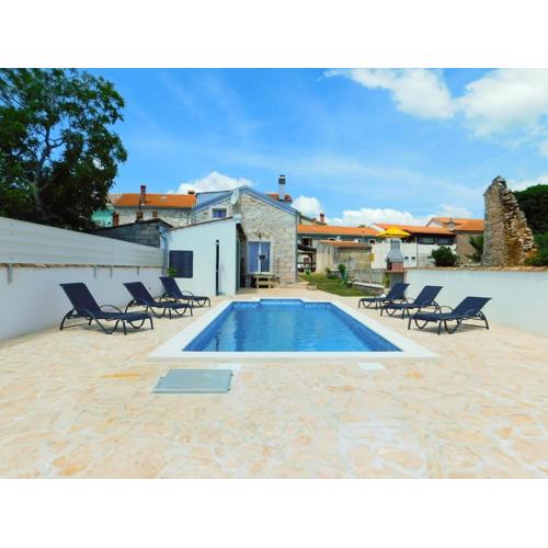 Villa Pax