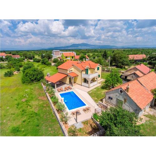 Villa Pletikosa