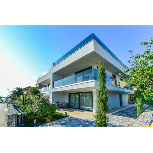 Villa PUNTA DURA