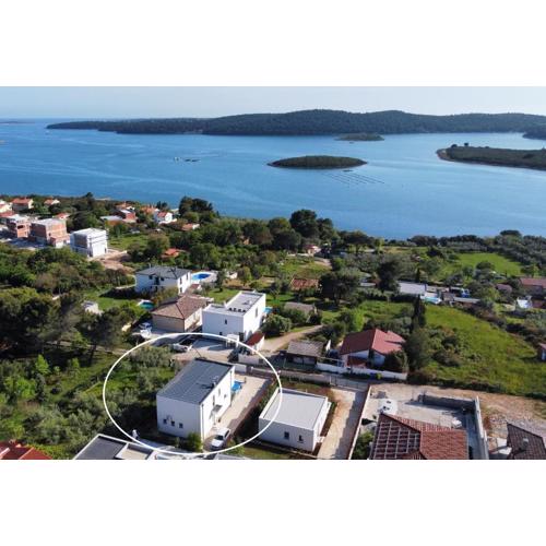 Villa Pura Vida with Sea View