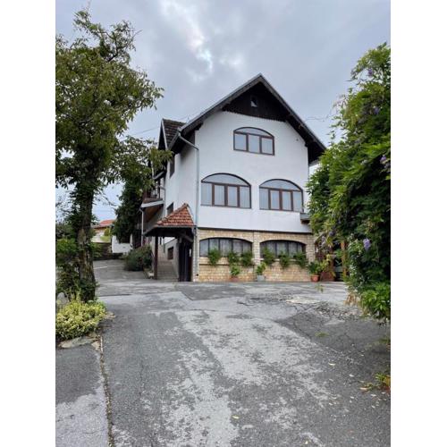 Villa Repić