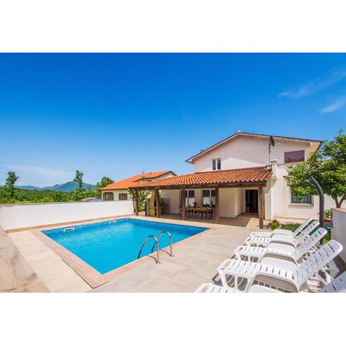 Villa Ripenda, a private Istrian haven with a pool