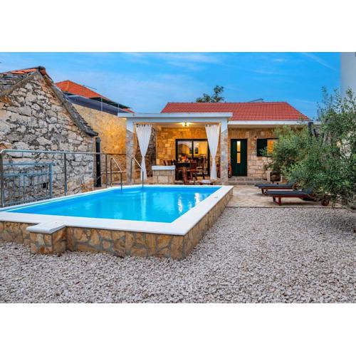 Villa Romantic Oasis