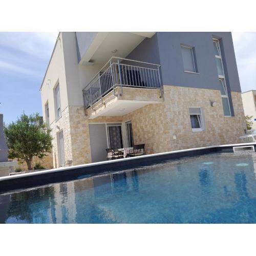 Villa Rosa