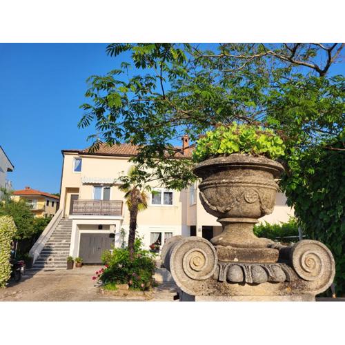 Villa Salvia Rooms and Apartments