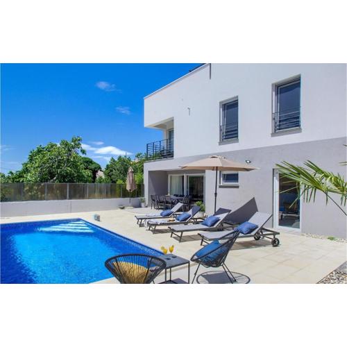 Villa San