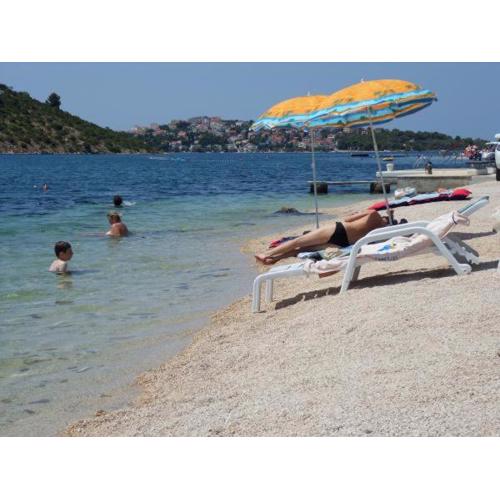 Villa Seaview Divna Beachfront