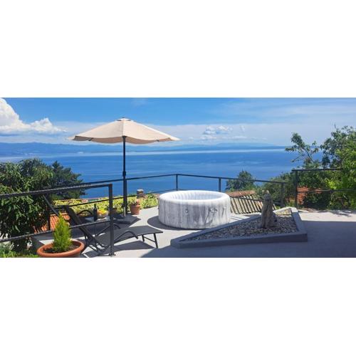 Villa Sentia with jacuzzi & spectacular seaview