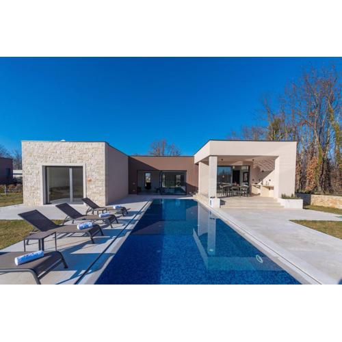 Villa Shiva