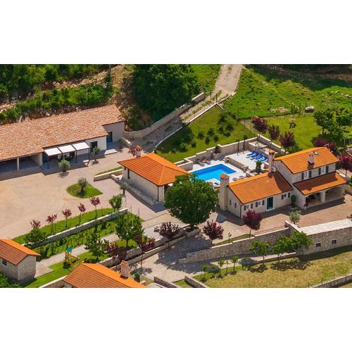Villa Skavre