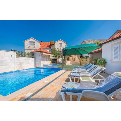 Villa Škrika