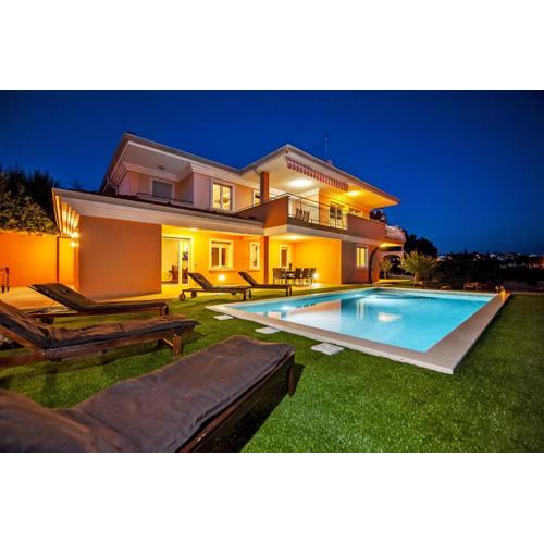 Villa SKY