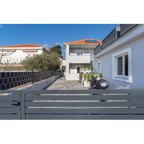 VILLA SOGI