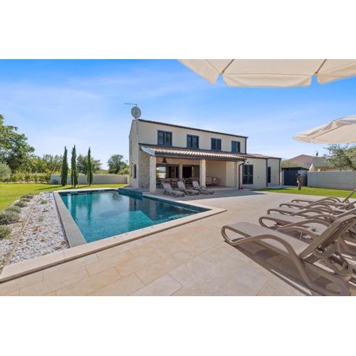 Villa Stellar