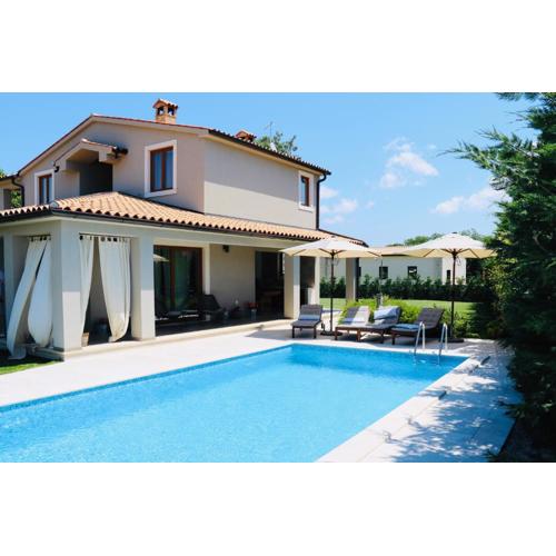 Villa Stoje - mit beheiztem Pool