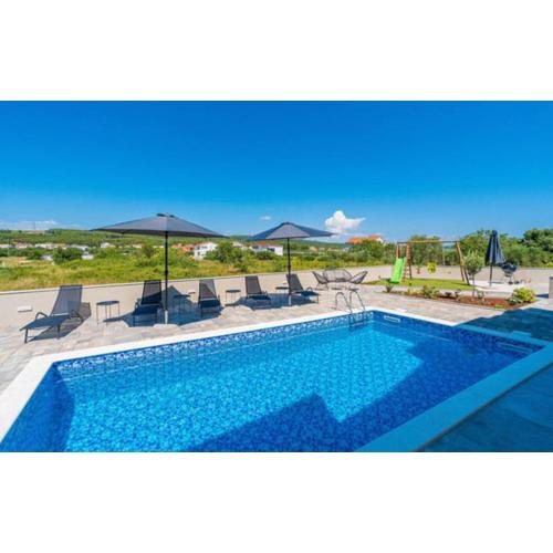 Villa Strkalj Bibinje