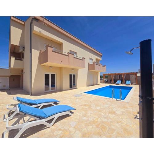Villa Sun with pool