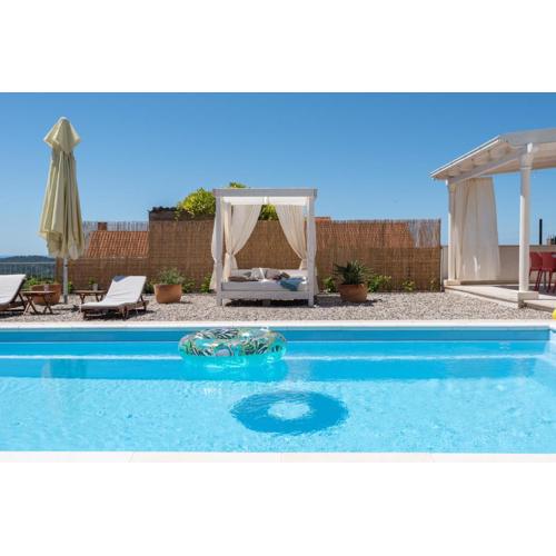 Villa Sunny Oasis - Family Fun