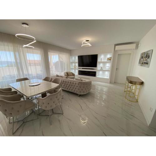 Villa Sunset residence with private pool&garden