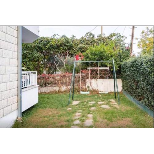 Villa Supetar Garden - Two Bedroom Apartment with Balcony