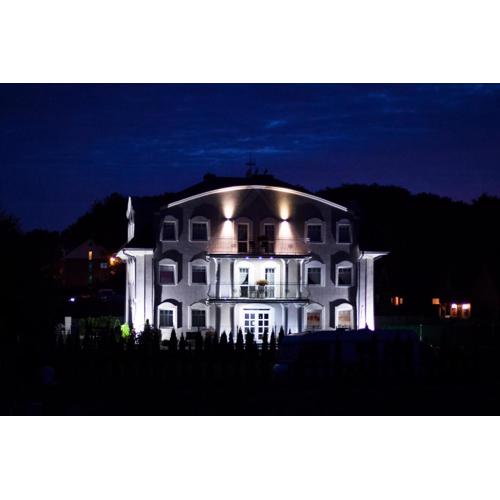 Villa TAAN Royal