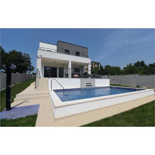 Villa Tara