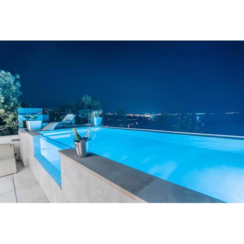 Villa The Boat with ROOFTOP POOL