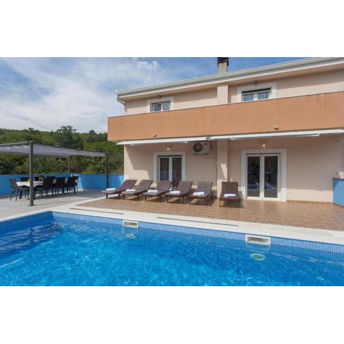Villa Tomić