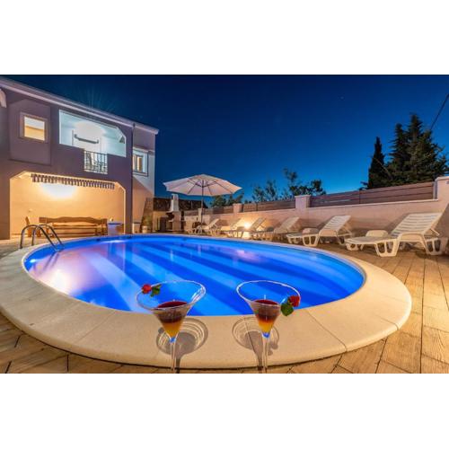 Villa Toni with private pool near Zadar