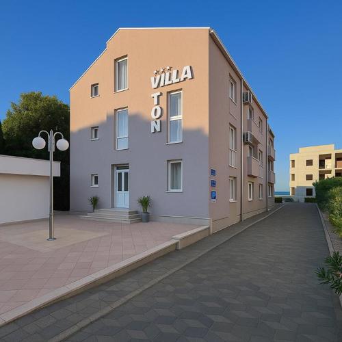 Villa Toni
